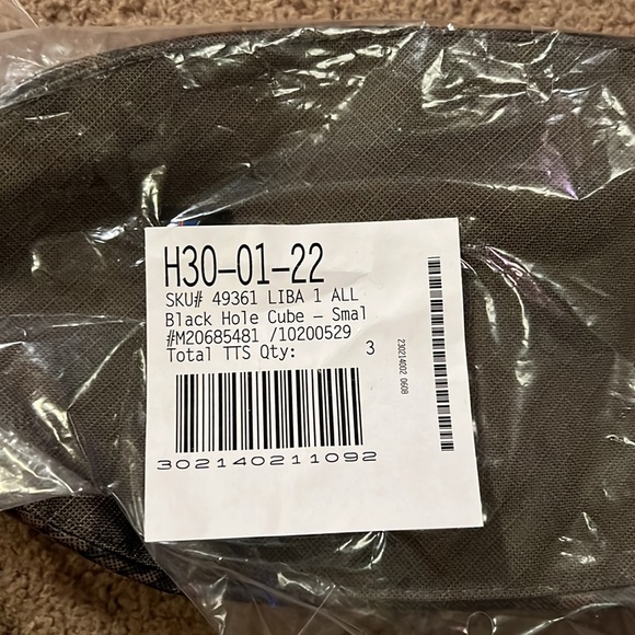 NWT PATAGONIA BLACK HOLE PACK CUBE 3L TOILETRIES DOPP KIT BASIN GREEN/CAMO $35 - Picture 14 of 14